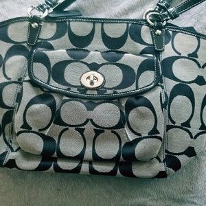 Coach - signature "C" purse - authentic